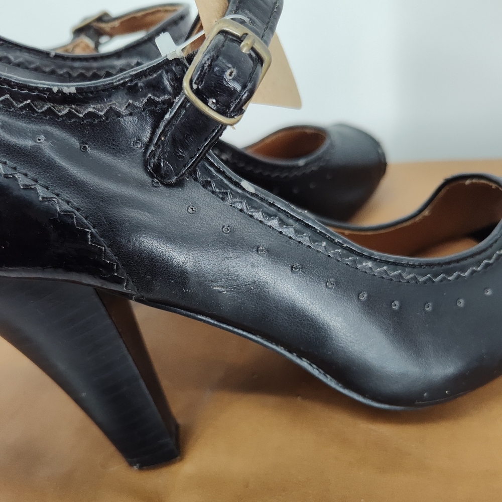 Mossimo Supply Co. Black Mary Jane Heels Size 9.5 - Picture 6 of 13